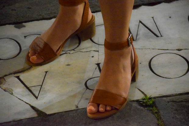 hispanitas sandals