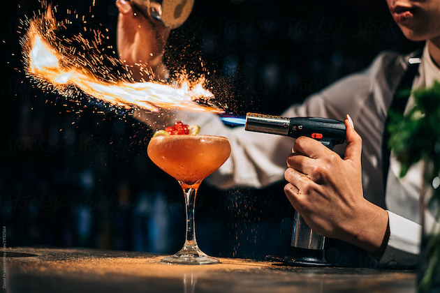 bartender cocktail techniques