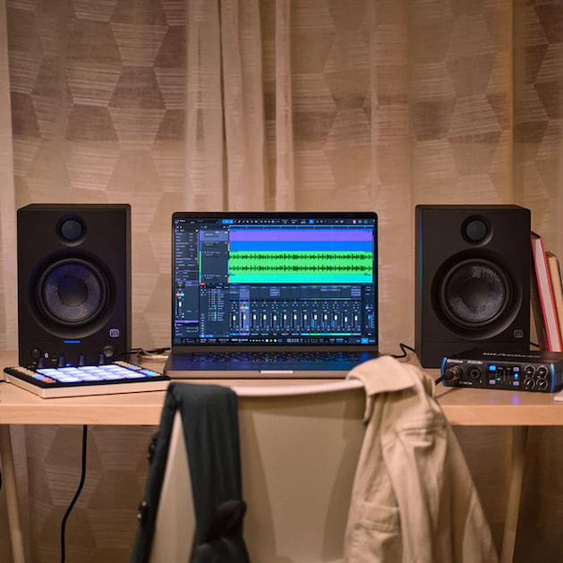 DJ speakers