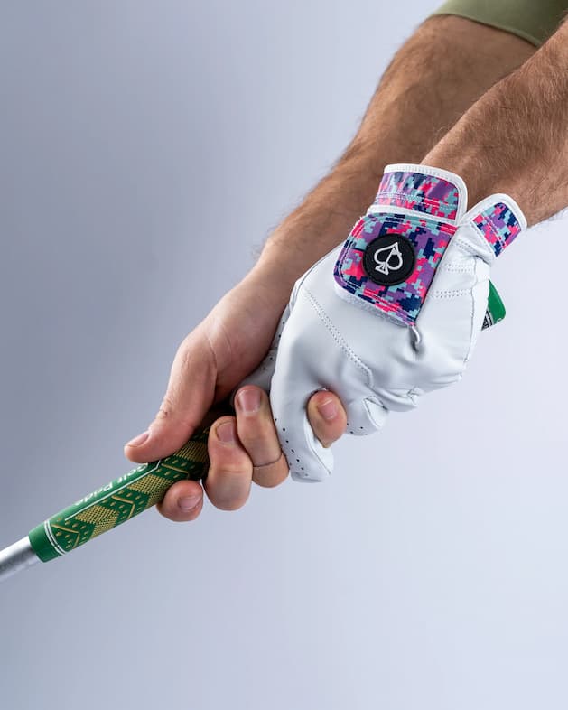 pins-gloves